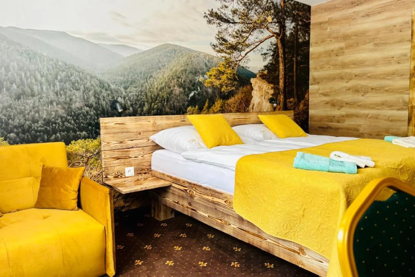 Izba Deluxe so psom v Hoteli Raj